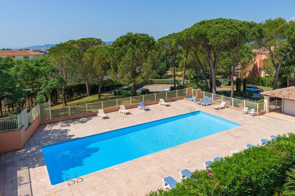 Lagrange Vacances Le Domaine Des Grands Pins Сен-Рафаель Екстер'єр фото